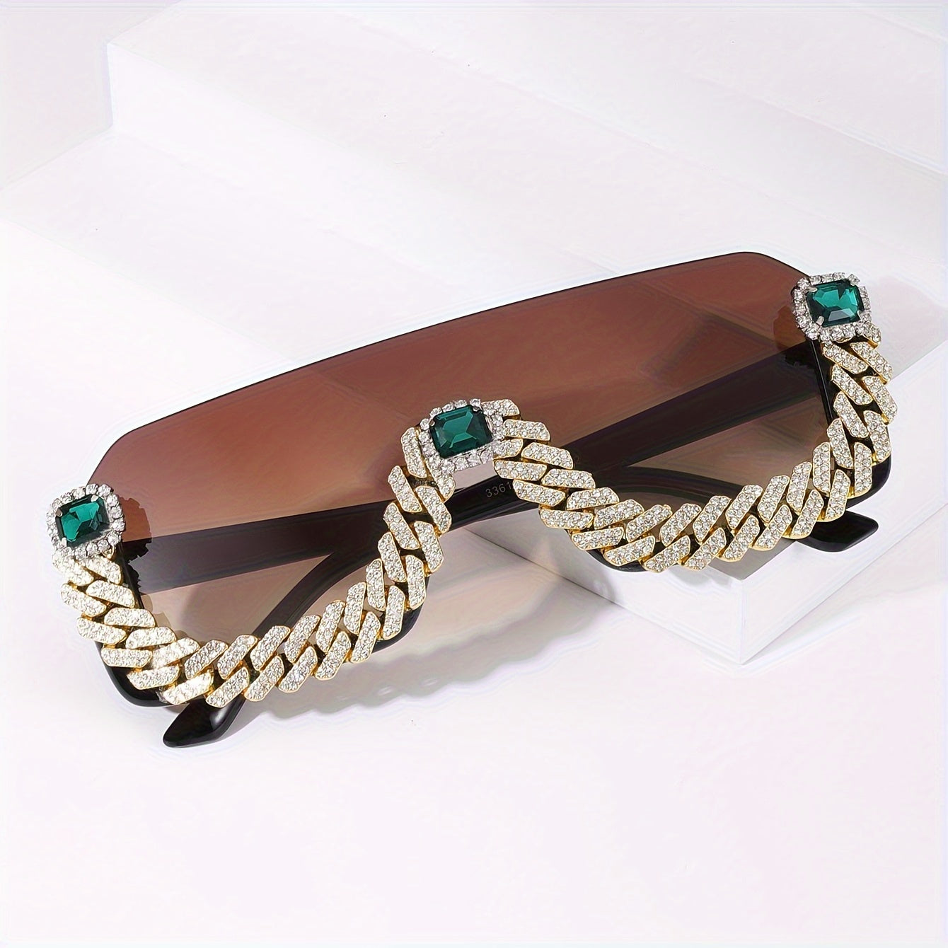 GLAM EDGE